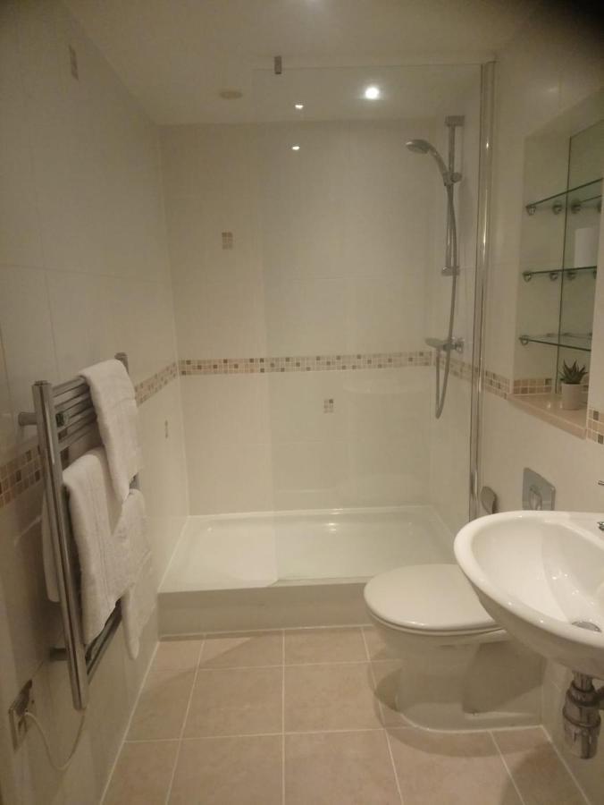 1 Bedroom Flat In Sheffield City Centre-Sleeps 4 Экстерьер фото